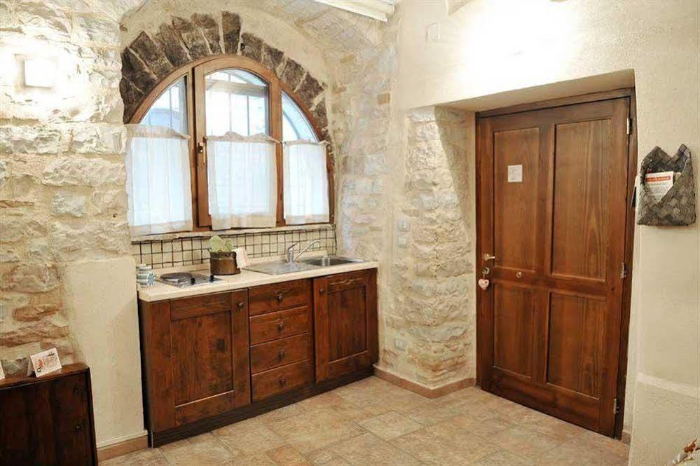 Appartamenti San Francesco Спело Екстериор снимка